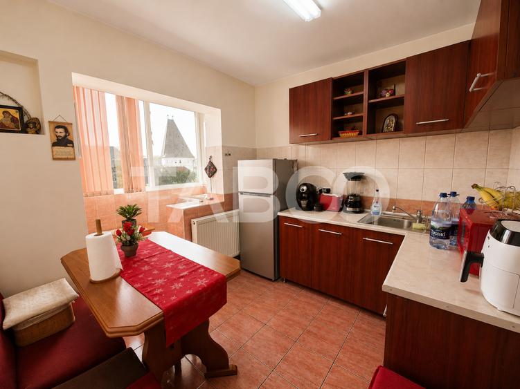 Apartament 2 camere de vanzare zona Spitalului si Medicina Sibiu