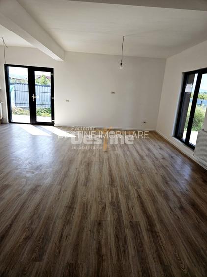 Casă modernă de vânzare | Zona VIȘAN | decomandat, 3 camere, loc de parcare - 9