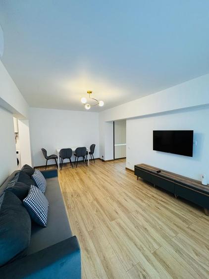 Apartament 3 camere Calea 13 Septembrie-Renovat Complet/Boiler