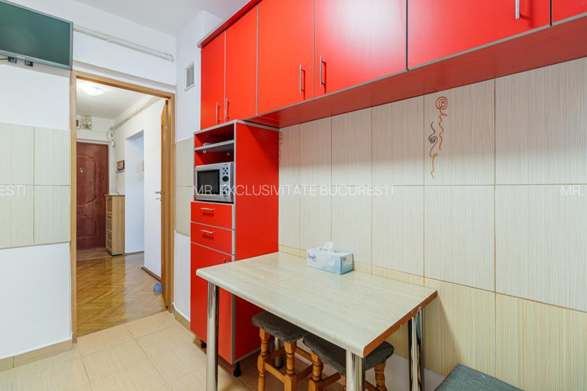 2 camere etaj 2 din 10 metrou gorjului - 10