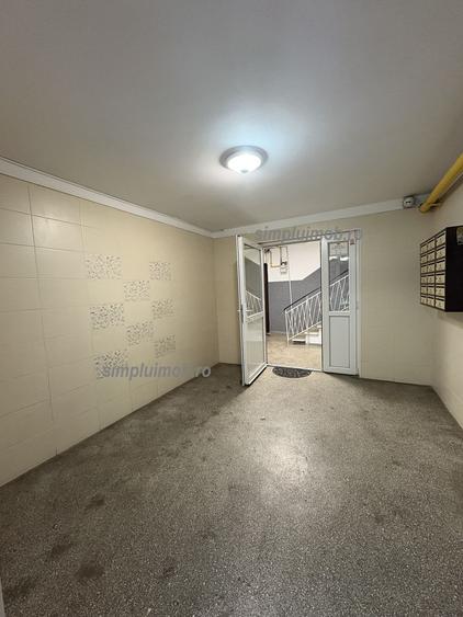 Ocazie 3 Camere Renovat Zona 1 Decembrie 60mp