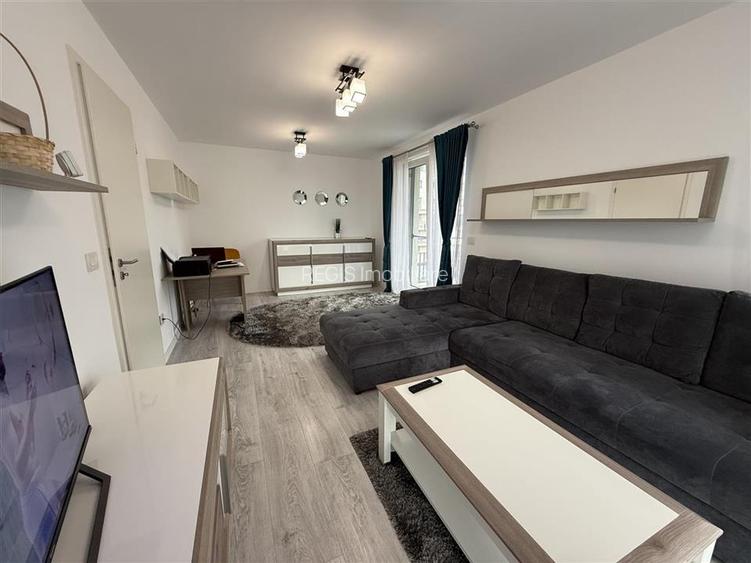 Apartament doua camere Pietonal Coresi Avantgarden ( Kasper ) - 2