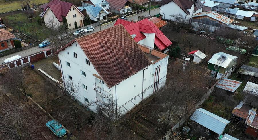 Oportunitate Exclusivă de Investiție în Câmpina Muscel Vila 12+ camere 750 mp