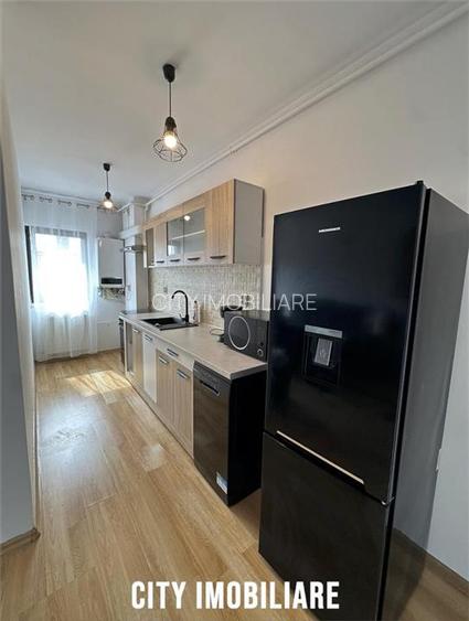 Apartament 3 camere, decomandat,  parcare, zona Centrala. - 4