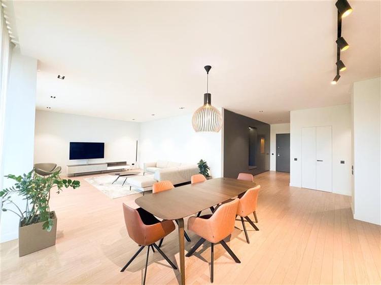 Apartament cu 3 camere de inchiriat One Rahmaninov