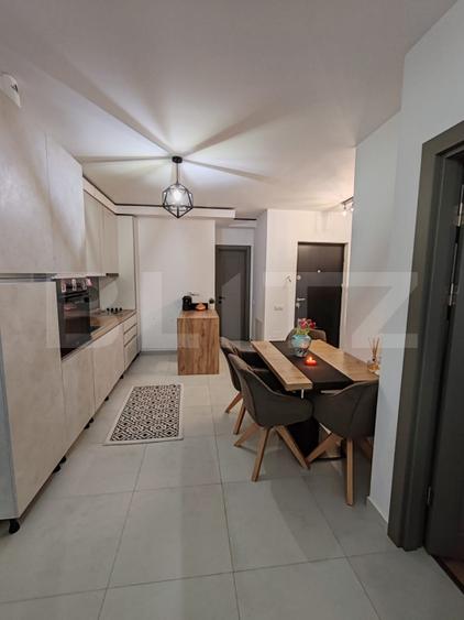 Apartament cu 3 camere, 63 mp, cu 2 bai si balcon mare, in zona Valea Garboului