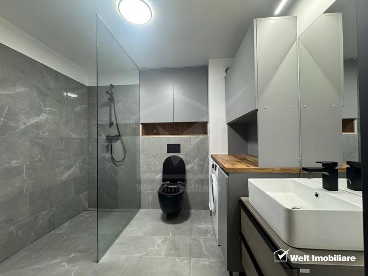 Studio modern, 41 mp + balcon, zona semicentrala