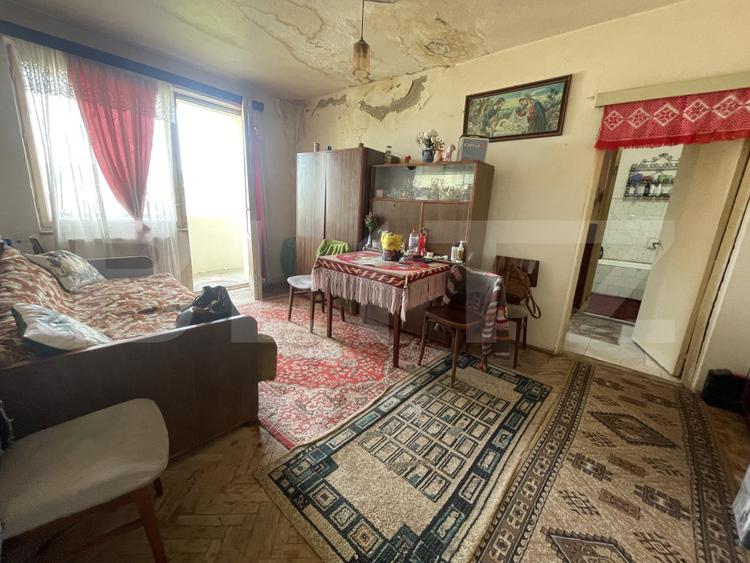 Apartament 75 mp | Balcon 7 mp, ideal pentru renovare și personalizare
