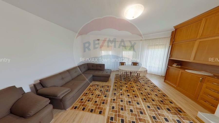 Casă / Vilă cu 5 camere de vânzare - 5