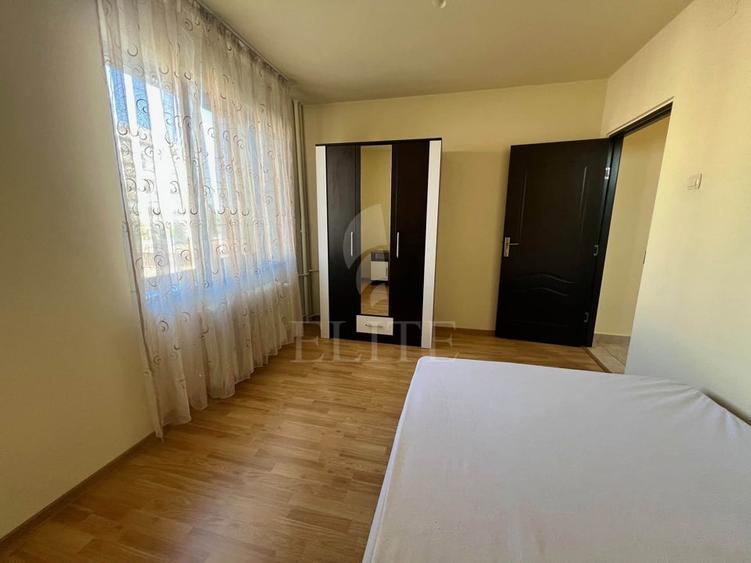 Apartament 3 camere în zona DIANA
