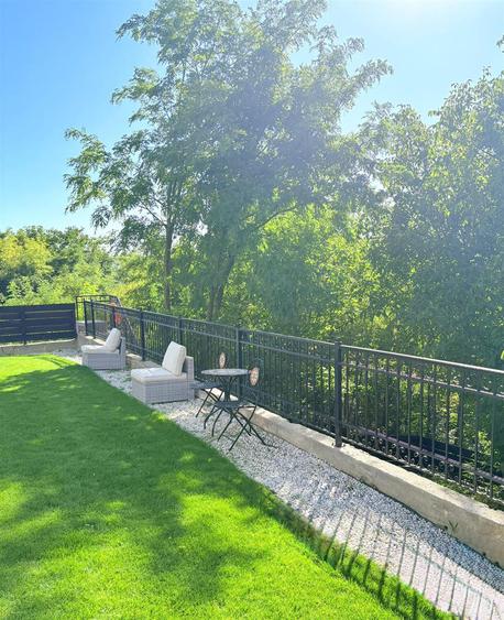 Vila 5 camere D+P+1E 775mp terenlanga padure - Valea Lupului