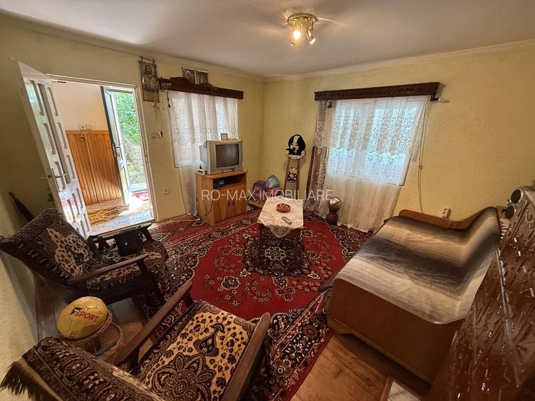 Casă parter+mansarda 80 mp+ teren intravilan 476 mp Sotrile Prahova ! - 14