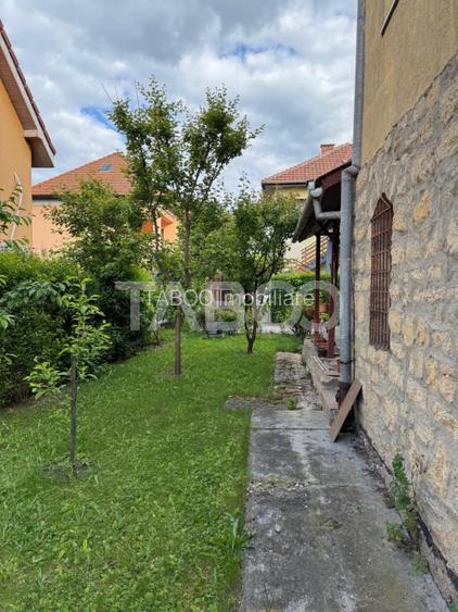 Casa individuala cu garaj de vanzare in Andrei Muresanu Comision 0% - 3