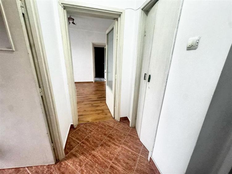 Apartament 2 camere de vanzare in Ploiesti Nord – zona excelenta, aproape de sco