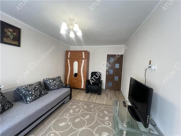 Apartament de 2 camere cu balcon si pivnita zona Valea Aurie