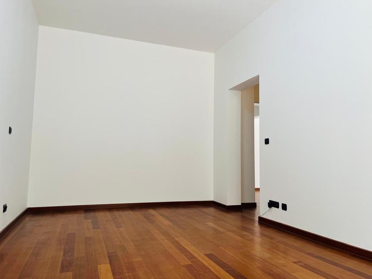 Duplex de vânzare – 5 camere | Strada Jean Monnet | Primăverii