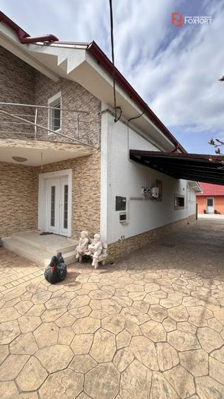 Casa individuala 8 camere, 400 mp, in Mosnita Noua vatra satului