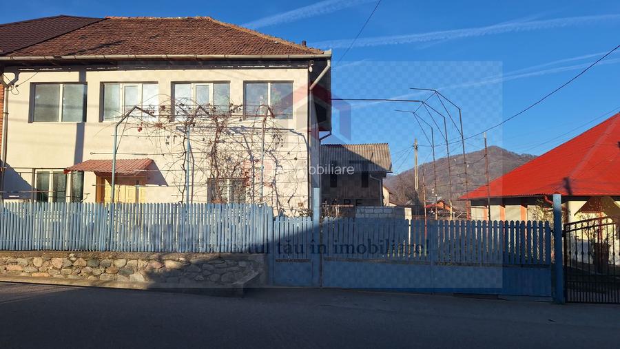 Casă individuală 6 camere de vânzare Corbeni Oeștii Ungureni Argeș - 4