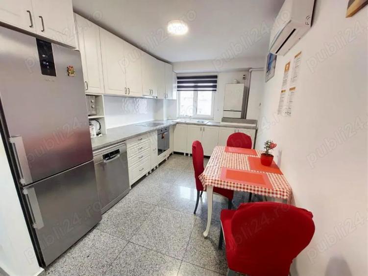 Apartament 3 camere, 70 mp, balcon, parcare, zona Iulius Mall