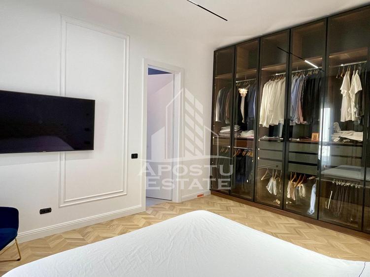 Duplex modern Chisoda stadiul la alb