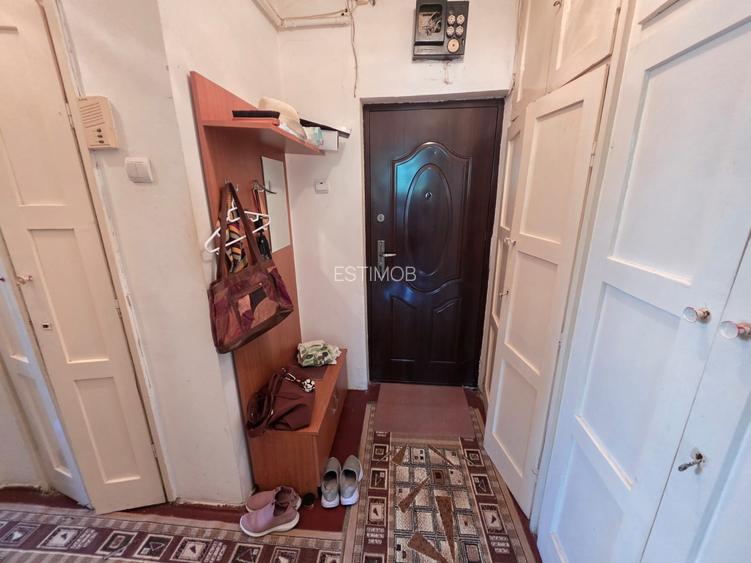 Apartament 2 camere liber la vanzare zona Astra str.Neptun etaj 1 balcon mare - 11