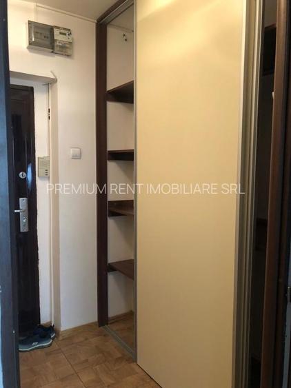 Dristor, garsoniera, bloc mixt la 2 min de metrou, renovata, libera - 5