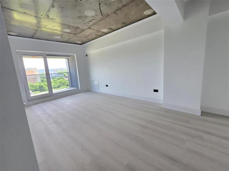 Apartament 4 camere + gradina proprie | intrare Valea Adanca (3,8 km fata de Pal
