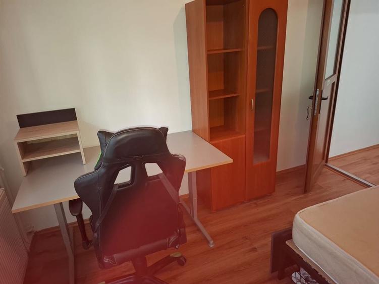 APARTAMENT 3 CAMERE DE ÎNCHIRIAT | MĂNĂȘTUR | STRADA TĂȘNAD |