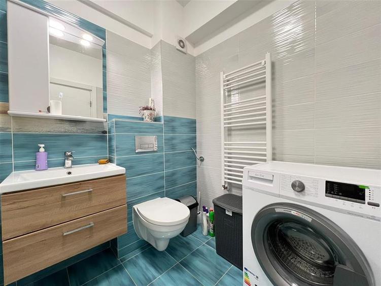 Garsoniera spatioasa 42 mp cu loc de parcare langa Coresi