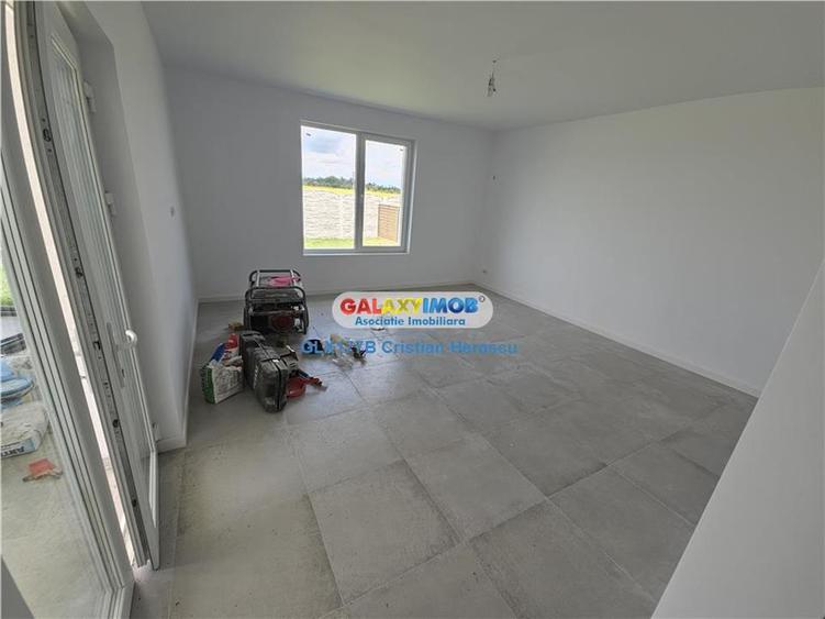 Vila P+1 Samurcasi 113 mpu 4 camere teren 515 mp