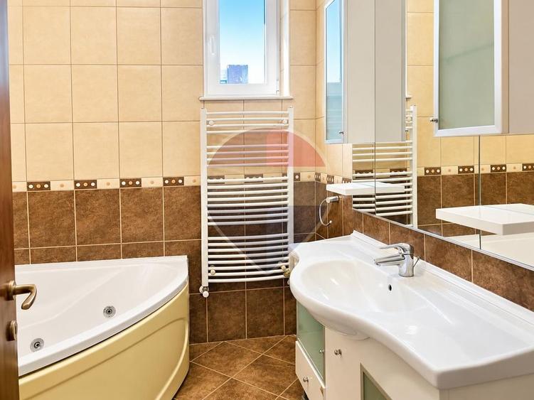Apartament 3 camere de inchiriat | Singur pe palier |