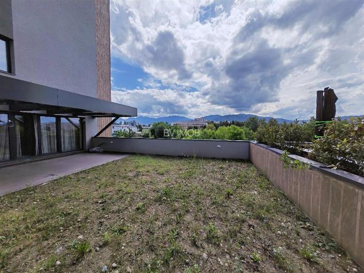 Inchiriem Apartament 3 Camere, Partial Mobilat, Open Space, Tractorul