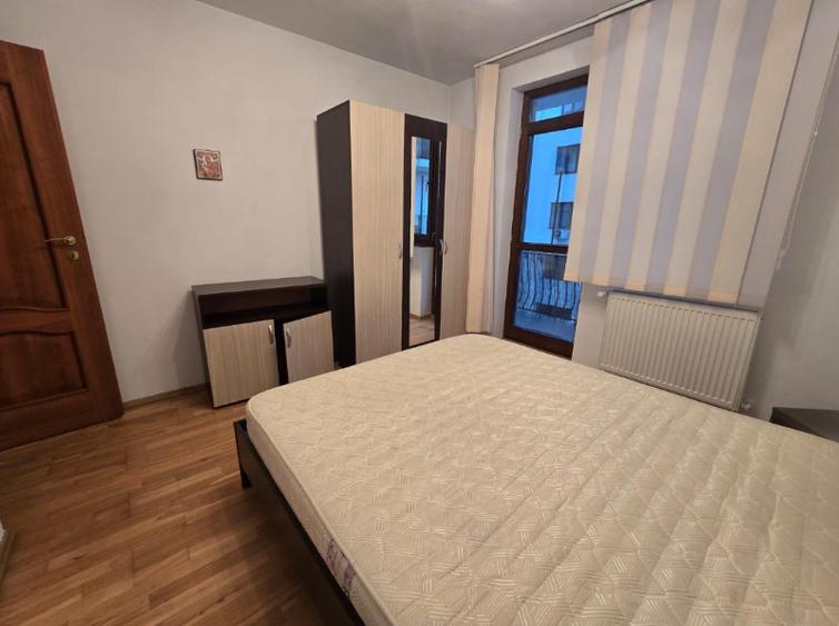 De vanzare Apartament 3 camere, zona Cetate - Piata, Bloc Nou.