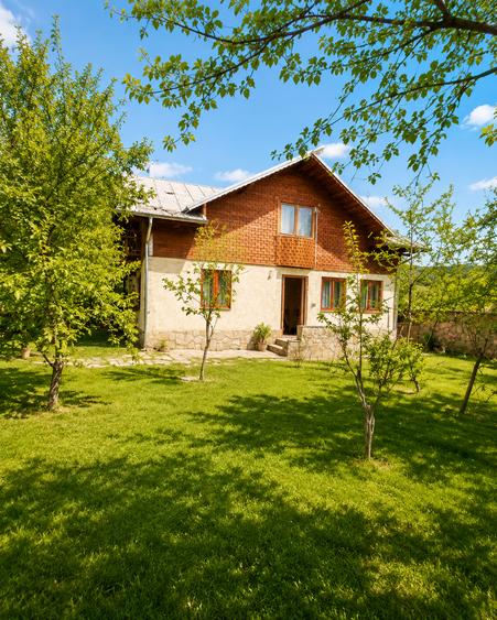 Oază de liniște în Prahova | casă + anexă + teren |Carbunesti/Valenii de Munte/