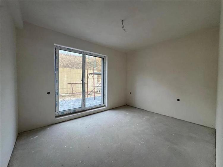 Duplex cu garaj si terasa panoramica 72 mp, Iris