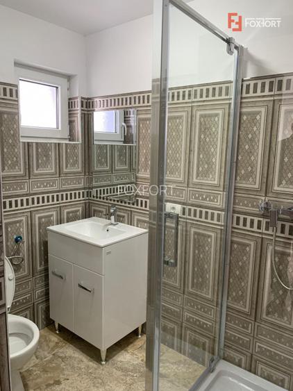 Casa individuala cu 16 camere de inchiriat, zona Sag - 18