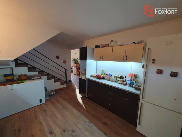 Casa individuala 4 camere si teren 408 mp in Sanmihaiu Roman