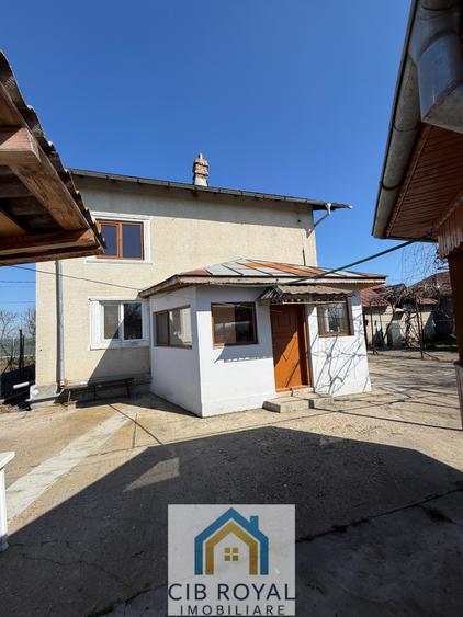 Casa 6 camere Jud. Dâmbovița,Com. Corbii Mari,Satu Nou,Str. Troiței nr. 6,