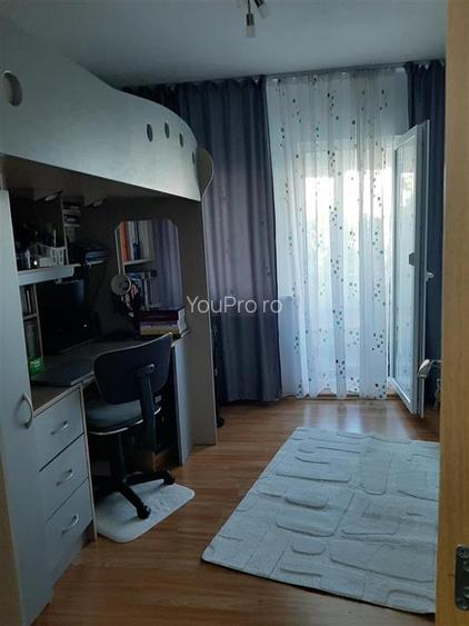Decomandat cu centrala /2 camere/Zona Dambovita/Mansarda - 10