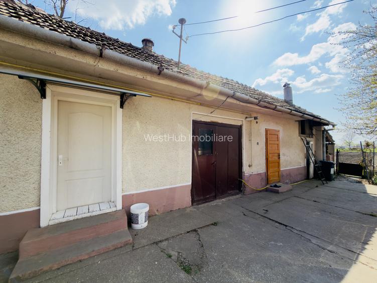 Casa individuala 2 camere, 933mp teren - Utvin - 16