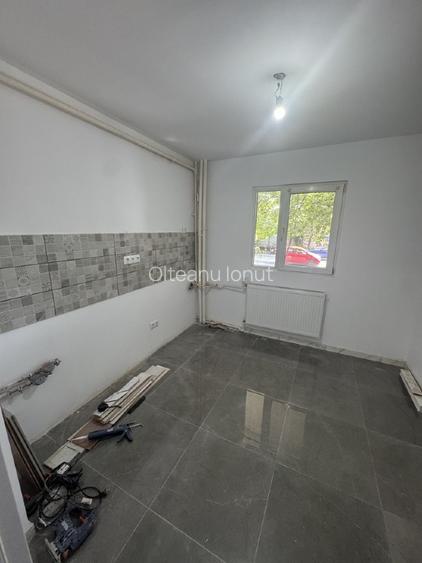 Apartament 2 camere in zona Vitan (fostul Prosper) pretabil si spatiu comercial - 4