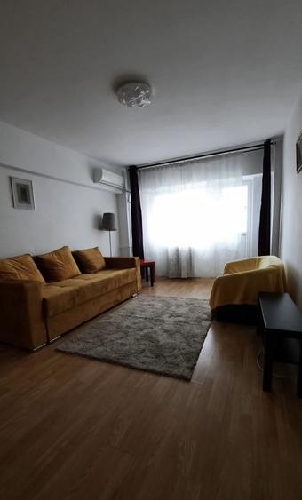 Central zona Victoriei: Decomandat, Balcon Generos de 8 metri, 3 min de Metrou