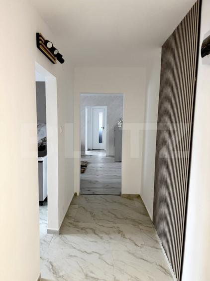 Apartament 3 camere, 65 mp, zona Cetate