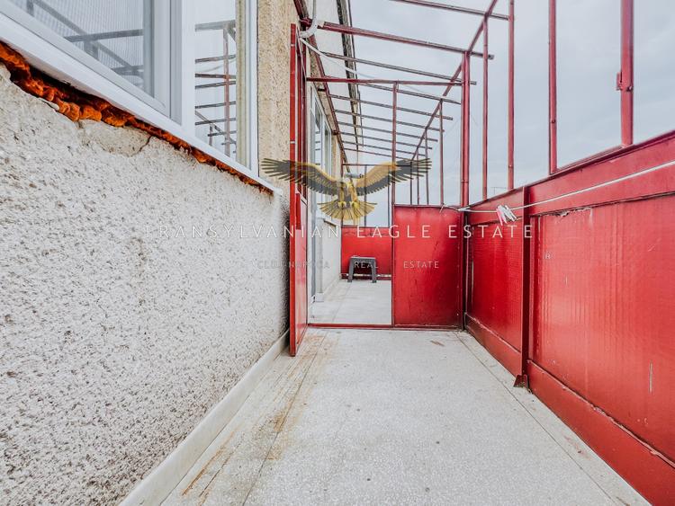 Priveliște panoramică|Apartament renovat situat lângă Iulius Mall