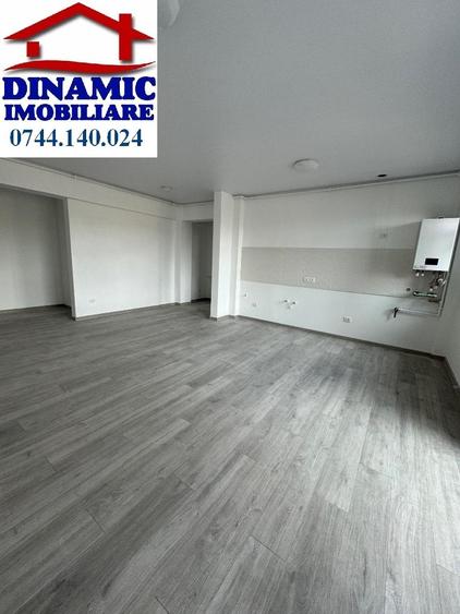 2 cam, parter, 51 mp utili, 45 mp grădină. Preț 68181 € + 21% TVA