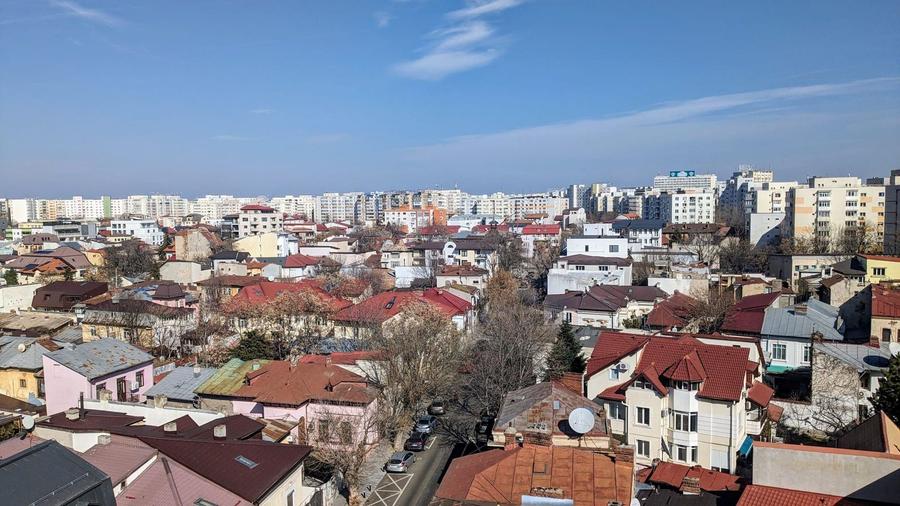 Apartament cu 2 camere si vedere panoramica, in zona Dacia