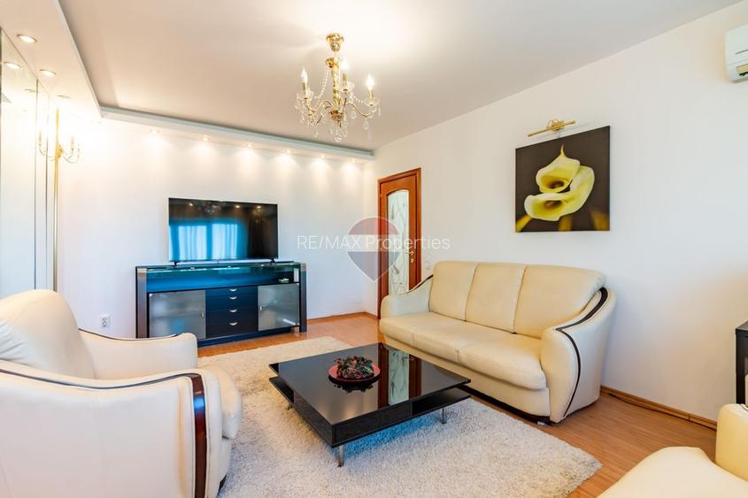 Apartament  3 camere, spatios în zona P-ta Sfanta Vineri/Centru Vechi - 4
