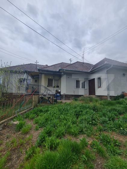 Casa individuala si 5.500 mp de teren intravilan, loc. Sanpaul, Cluj