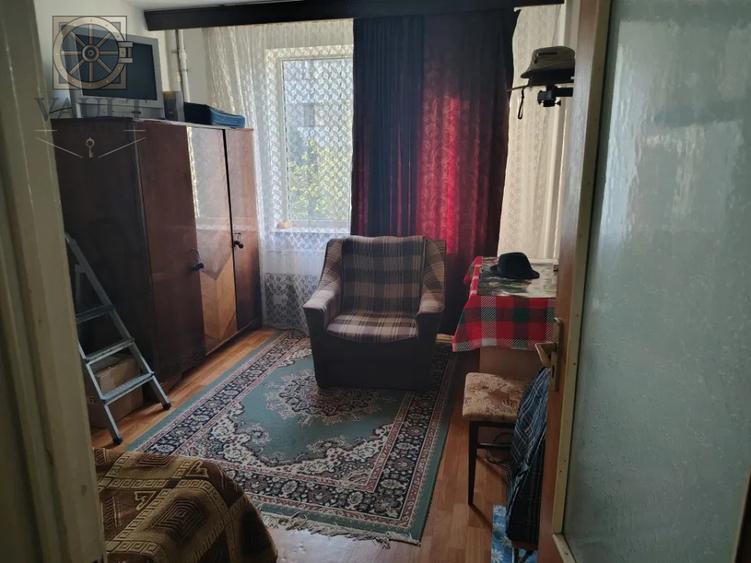 APARTAMENT 3 CAMERE-2 BAI-ETAJ 3/8-GHENCEA