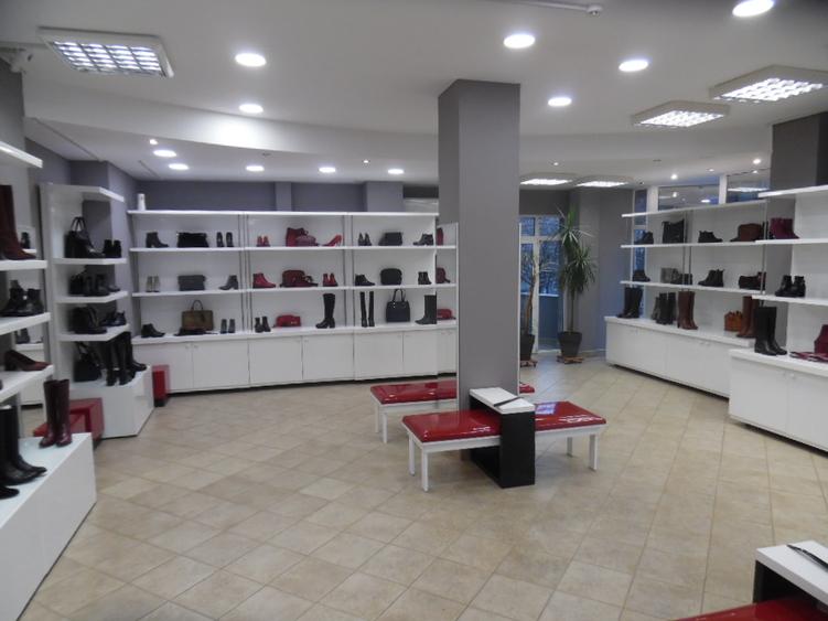 Inchiriez spatiu comercial in Deva, zona ultracentrala , I. Maniu,